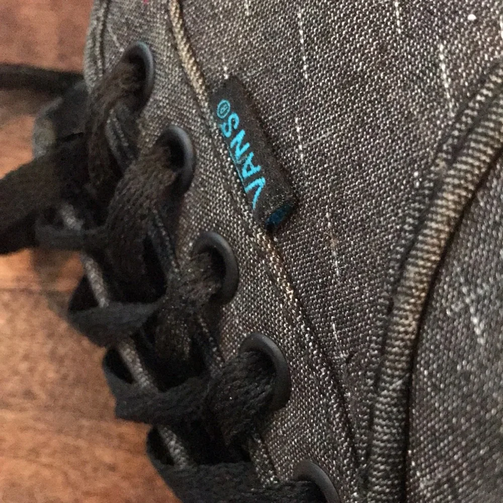 Vans Size 9 - Picture 7 of 8
